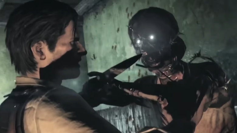 Sebastian fighting off a knife-wielding lady in The Evil Within