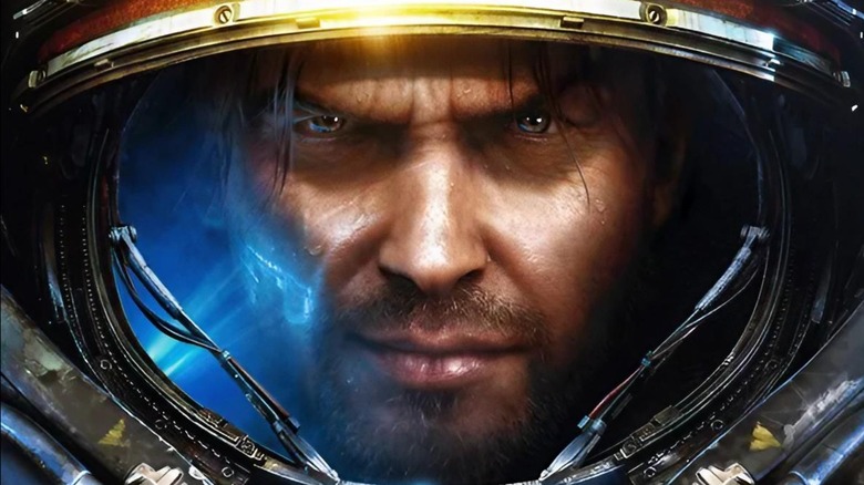 Jim Raynor wearing space marine armor in Starcraft 2
