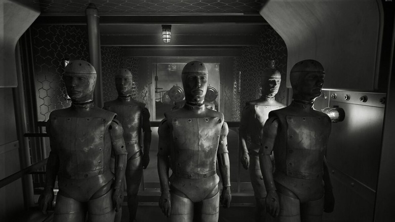 A group of mannequins stare eerily forward in Layers of Fear (2023)