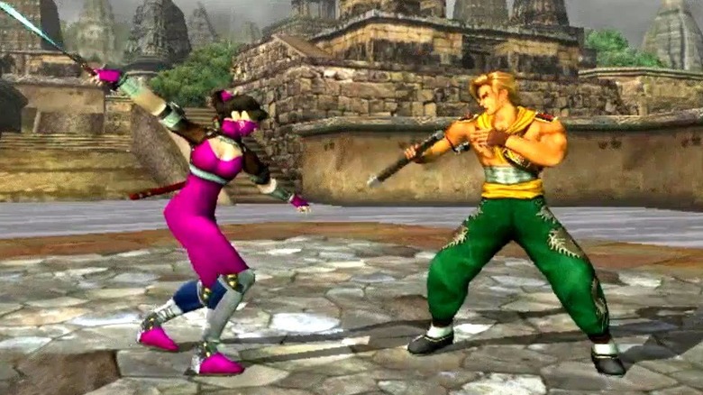 Taki fights Maxi at a temple in Soulcalibur