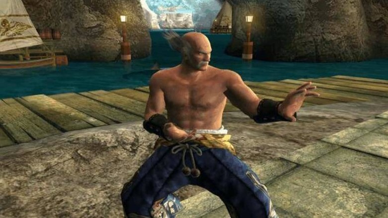 Heihachi Mishima strikes a fighting pose in Soulcalibur II