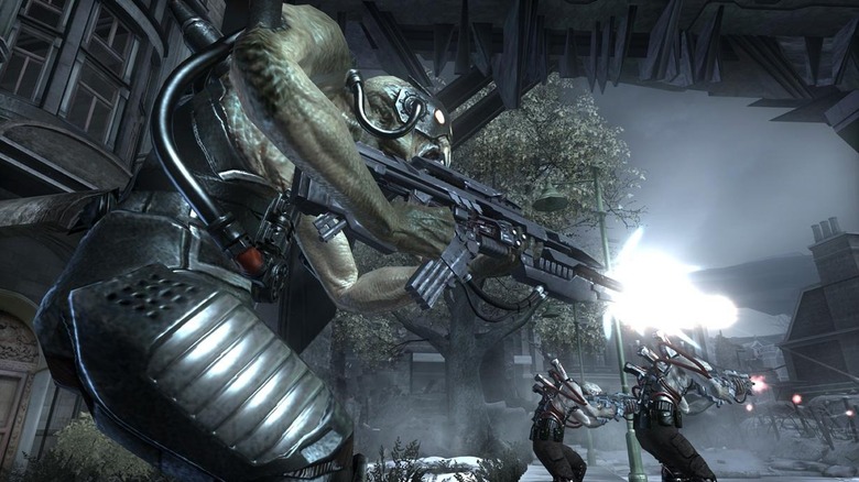 Chimera advance while firing assault rifles in Resistance: Fall of Man