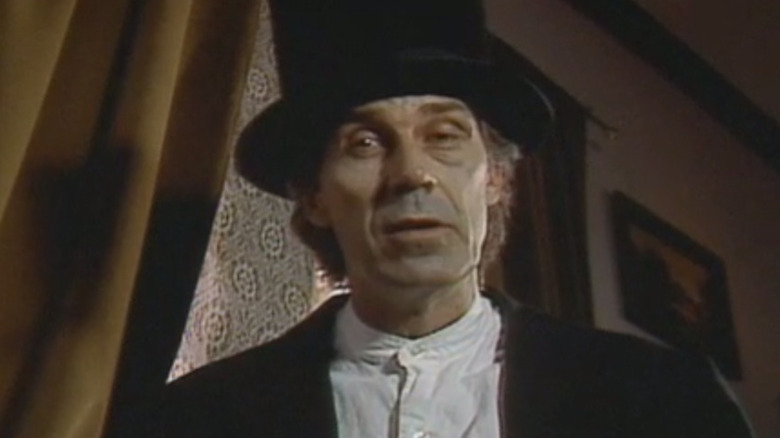 The undertaker speaks to the player character in "Mad Dog McCree" (1990)