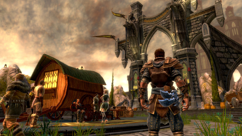 The Fateless One approaches a stone arch in Kingdoms of Amalur: Reckoning