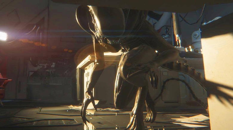 Xenomorph hunts the player