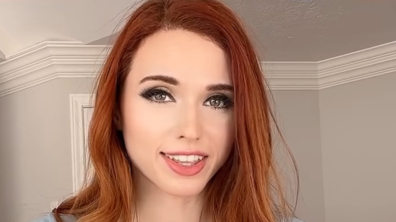 Amouranth selfie