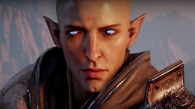 Solas with glowing eyes