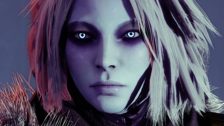 Mara Sov with back turned to character