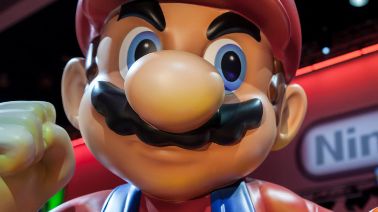 E3 2014 Mario statue