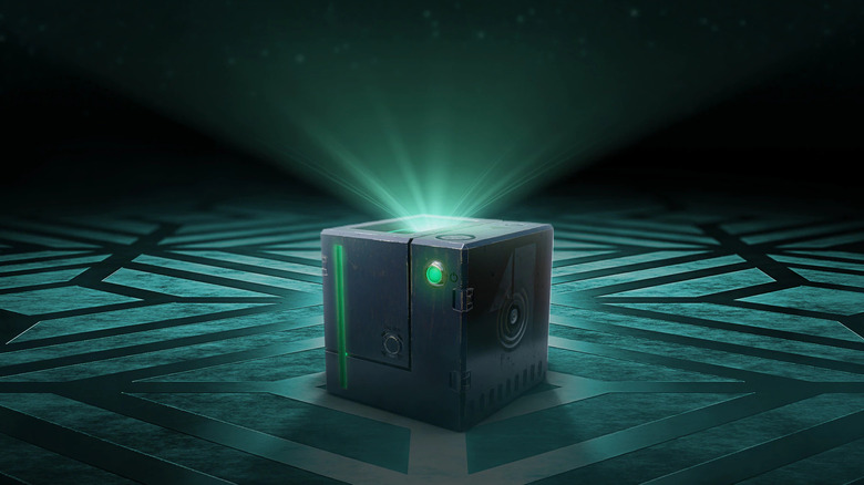 Flashback cube with green light