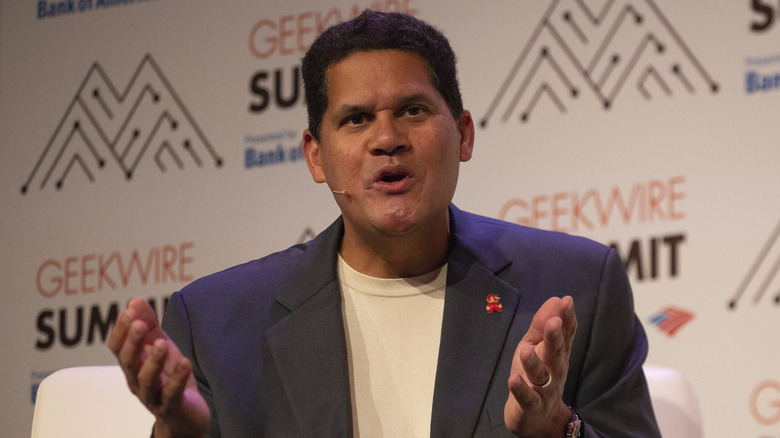 Reggie Fils-Aime speaking at event