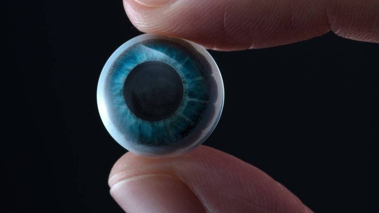 gaming, sci-fi, augmented reality, ar, contact lenses, prototype, menicom, mojo vision, mojo lenses, test, partnership