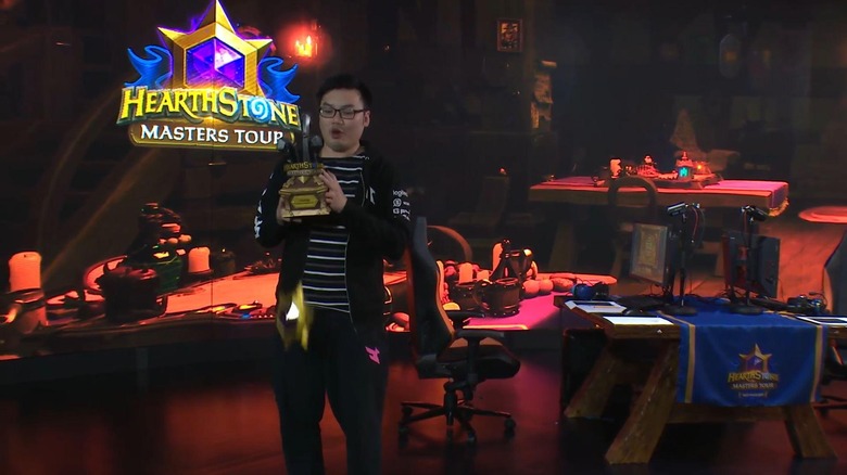 hearthstone championship trophy breaks