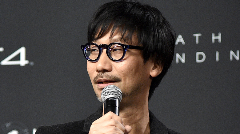 Hideo Kojima dramatic posing