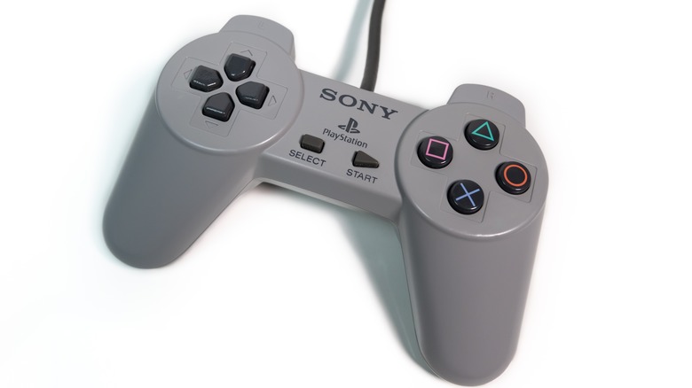 The PlayStation 1 original controller