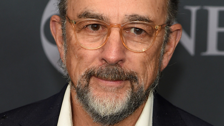 Richard Schiff smiling on red carpet