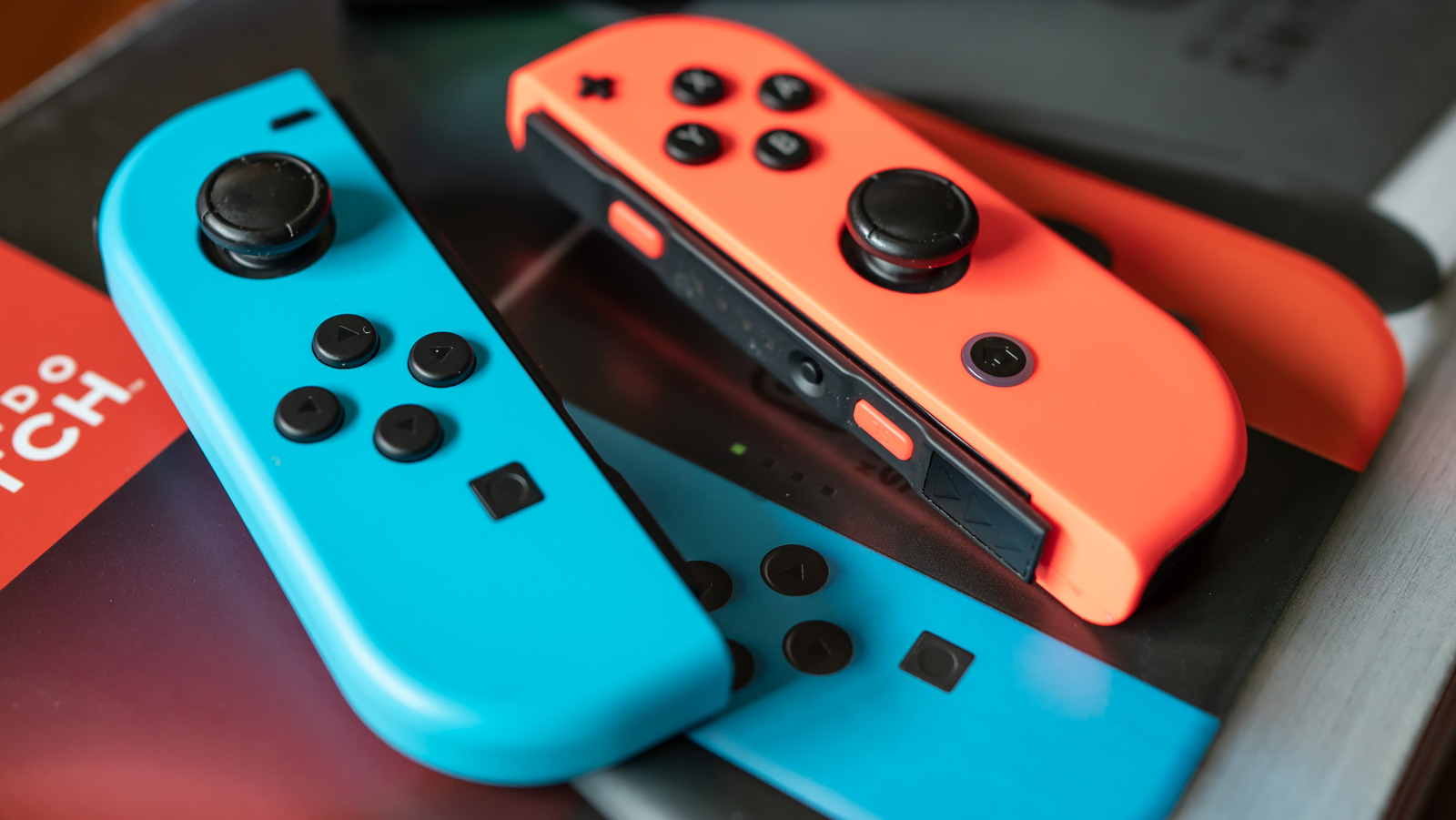 How to Pair Nintendo Joy-Con Controllers to iPhone, iPad, and Apple TV -  MacRumors