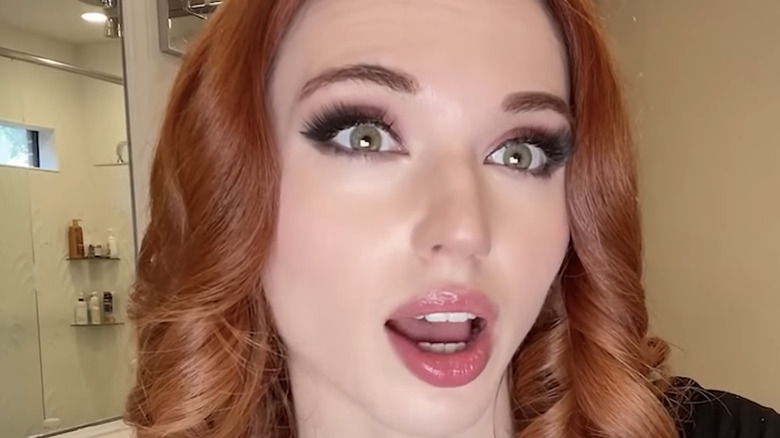 Amouranth face close up