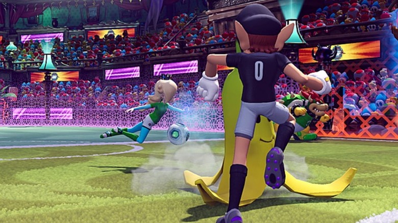 Banana, Waluigi, and Rosalina 
