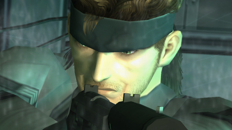 Metal Gear 2 Snake close up pointing gun