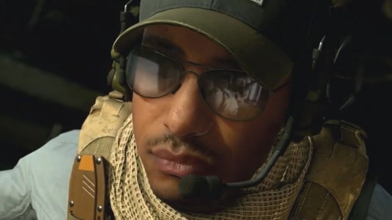 Operator with sunglasses