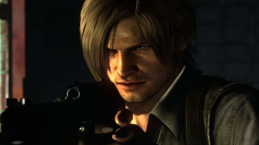 Leon Kennedy points gun