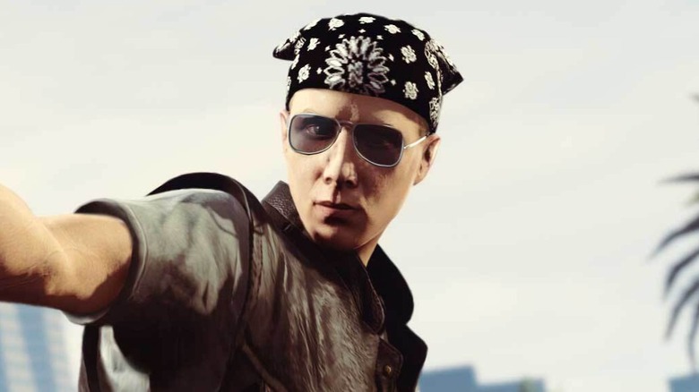 GTA 5 man in black bandana