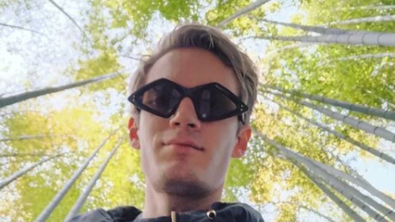 PewDiePie selfie