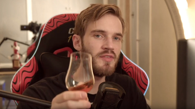 Video software pewdiepie editing What Gear