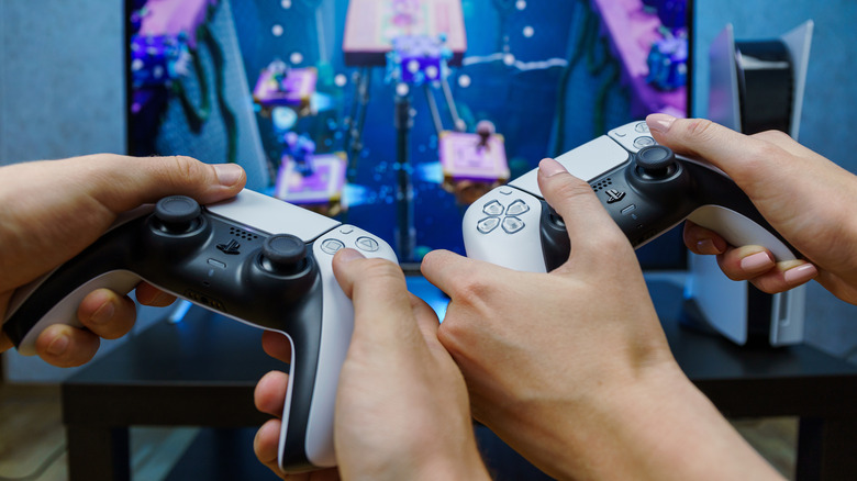 PS5 couch co-op
