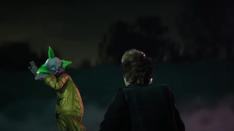Killr Klown approaches kid