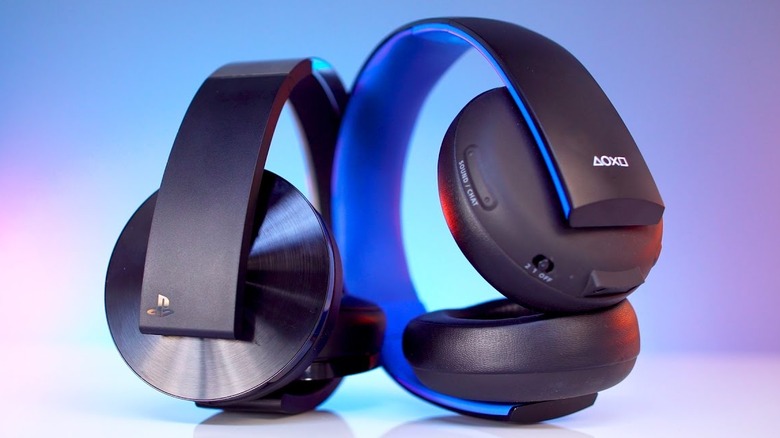 PS4 Platinum and Gold Wireless Headsets