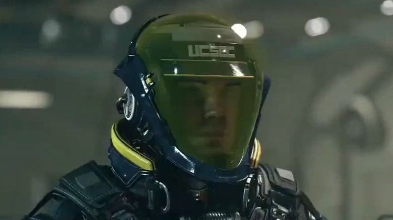 Starfield character with helmet