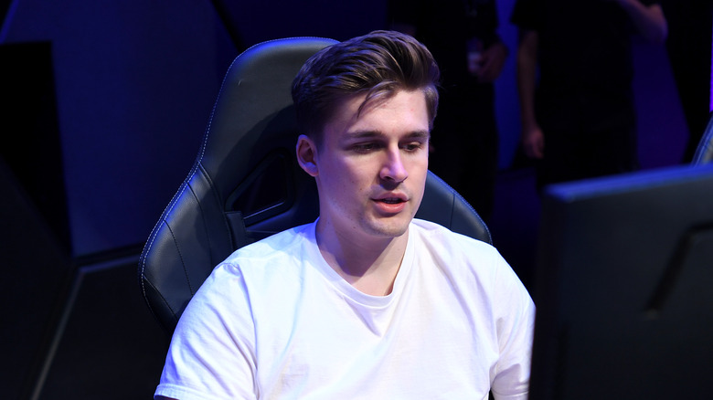 Ludwig playing games