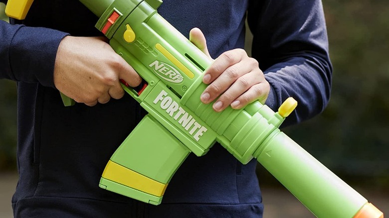 fortnite smg zesty sub-machine gun blaster nerf