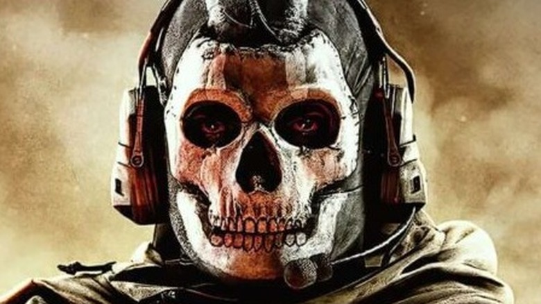 Warzone 2.0 character skull mask headset
