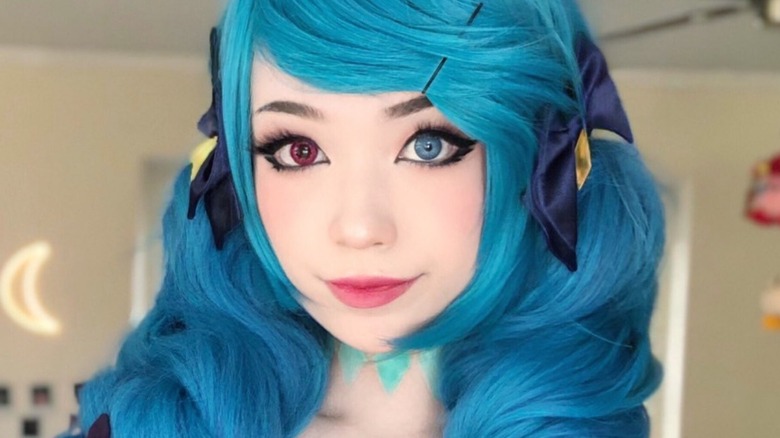 Emiru League of Legends Gwen Red Eye Blue Eye