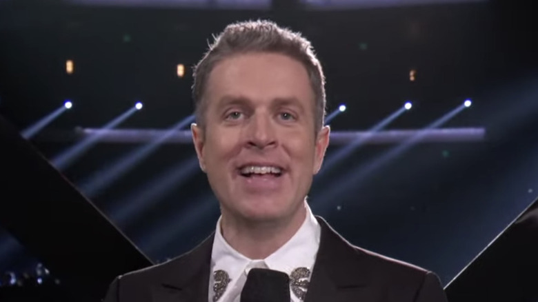 Geoff Keighley presenting