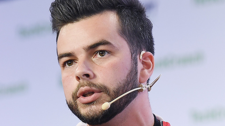 Nadeshot speaking at a conference