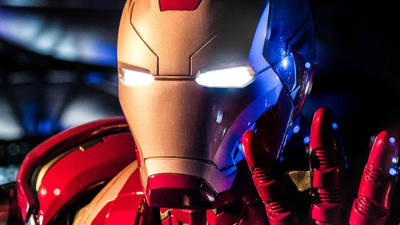 Iron Man statue repulsor