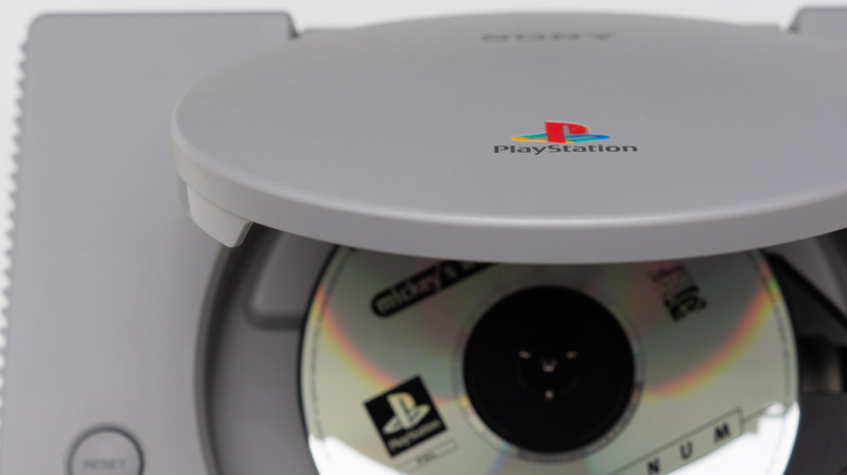 Original PlayStation open disc-reading compartment