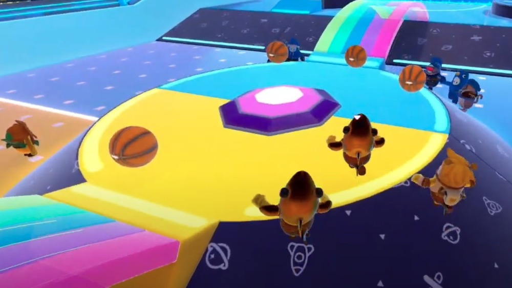 Fall Guys playing Basketfall