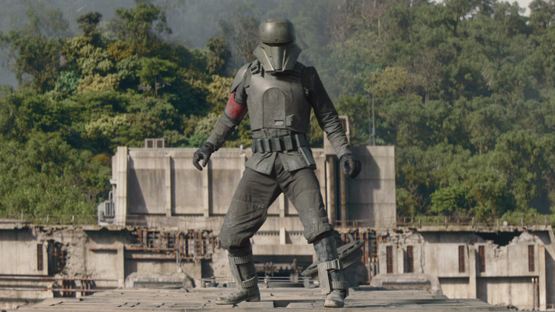 The Mandalorian Refinery Juggernaut Battle