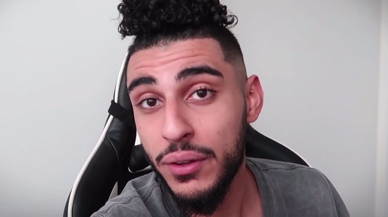 3. Faze Rain's New Blonde Haircut - wide 6