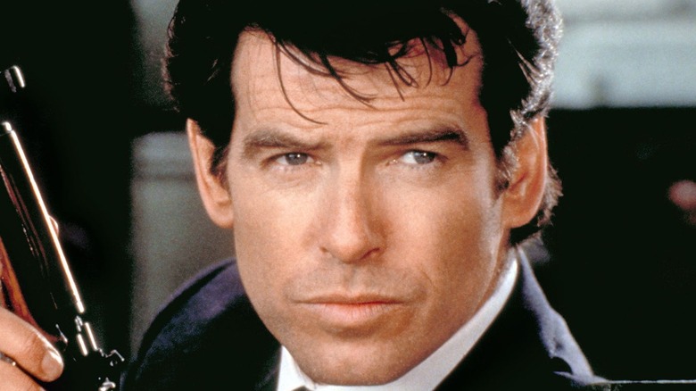 Brosnan Bond rifle