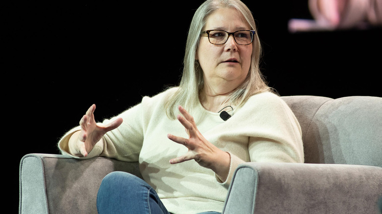 Amy Hennig