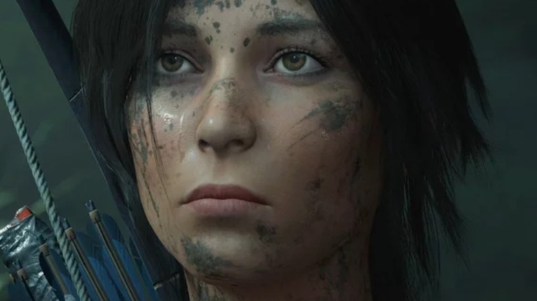 Lara Croft mud spalttered