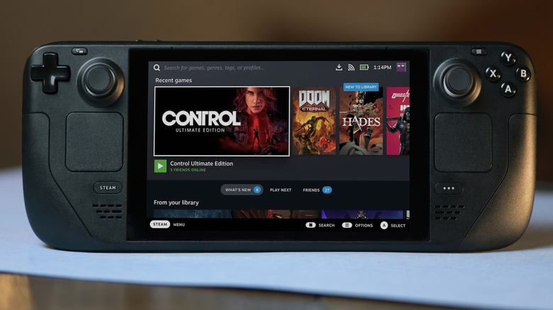 Steam Deck Hands On: Valve Successfully Frees PC Gaming From the