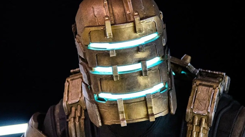 The change in suit design : r/DeadSpace