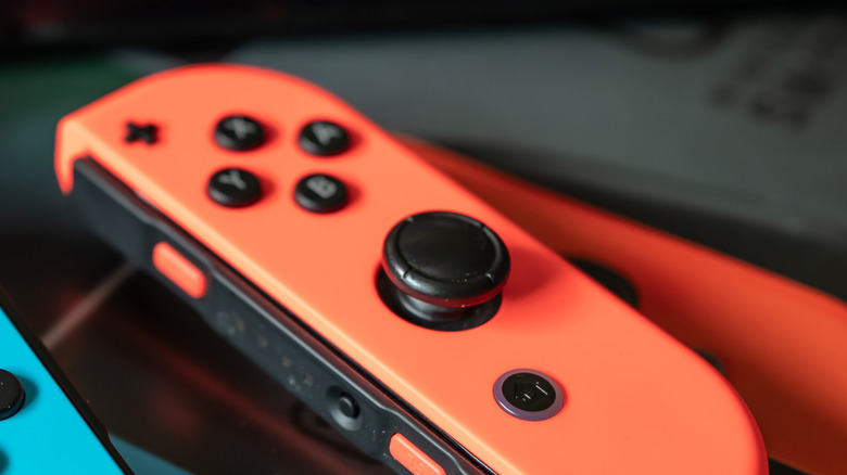 Nintendo Switch red Joy-Con